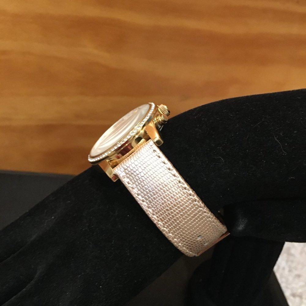 Guess Watch - Picture 3 of 10